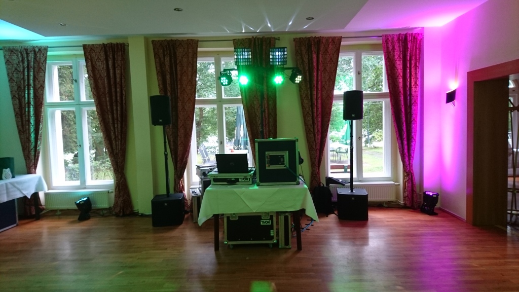 Kleinanlage
2 Tops / 2 Sub's 